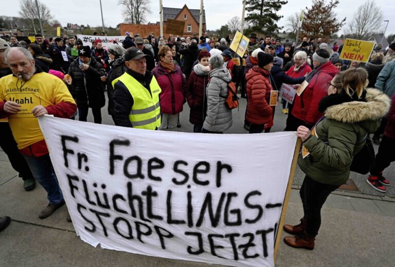 Erfolgloser Protest: Die geplante Asylunterkunft soll nun gegen den Willen der Bewohner doch in Upahl errichtet werden