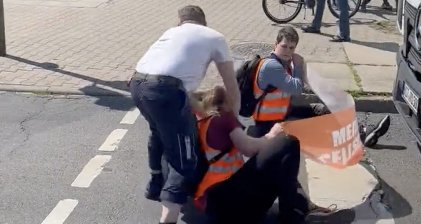 Video zeigt den LKW-Fahrer in Stralsund.