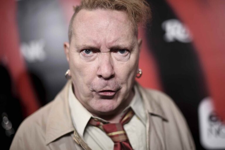 Der linke Punksänger John Lyon aka Johnny Rotten wirft der Linken vor, die Arbeiterklasse verraten zu haben Foto: picture alliance/AP Images | Richard Shotwell