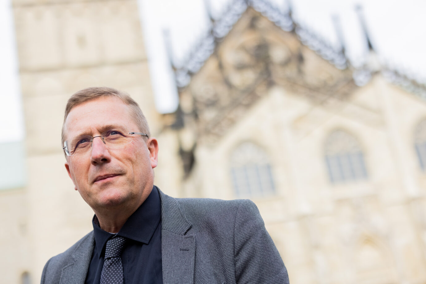 Kirchenrechtler Thomas Schüller: Rauswurf von AfD-Mitgliedern wäre mit Trickserei möglich.