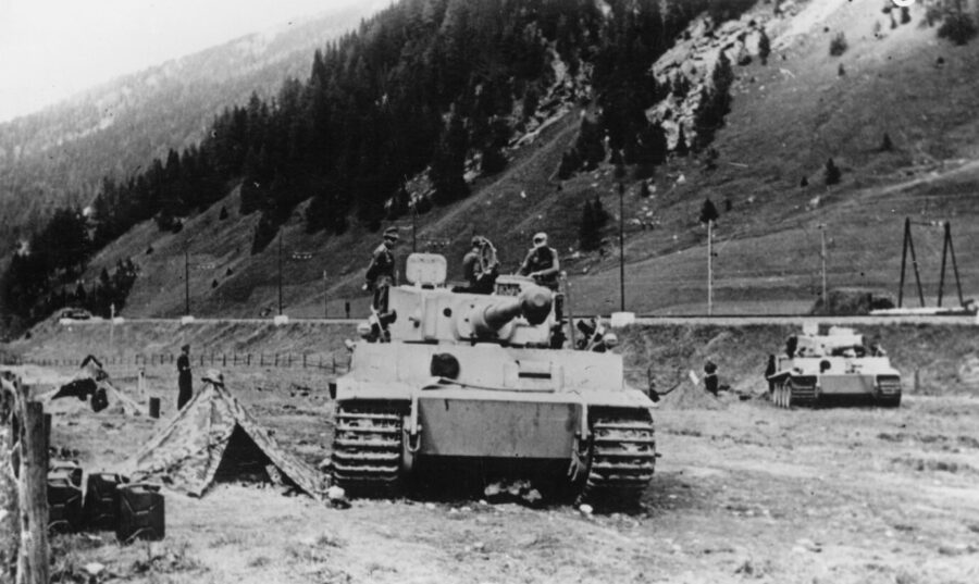 Deutsche Panzer am Brenner: Die Besetzung Italiens, der "Fall Achse", war vorbereitet worden. 