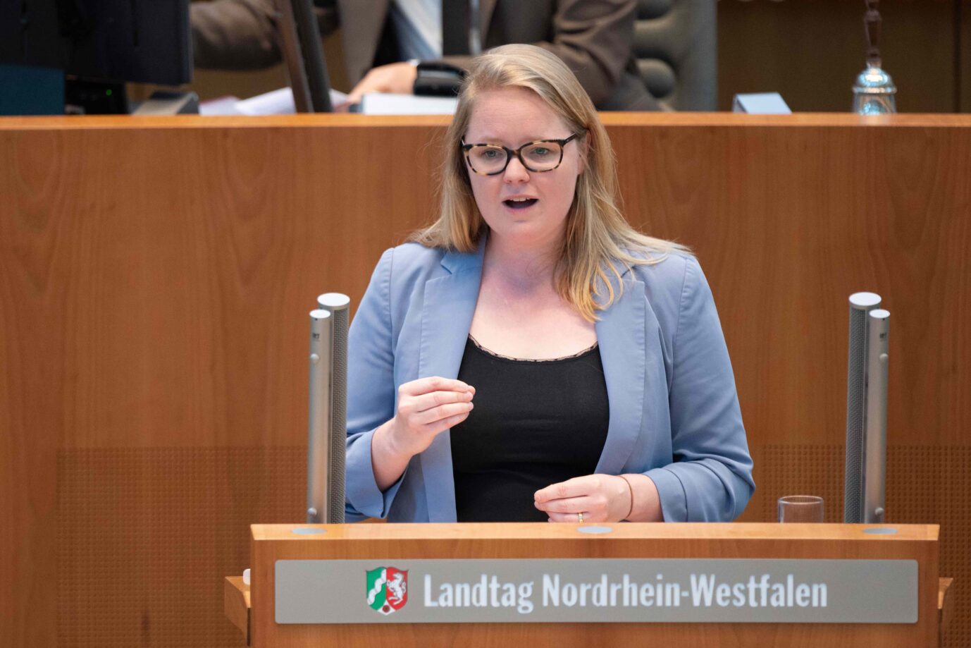 Lisa Kapteinat, SPD-Fraktion NRW beklagt die Proteste gegen das Asylheim.