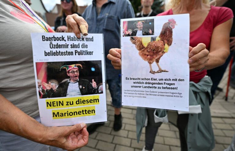 Landwirtschaftsminister Cem Özdemir steht bei den Bauern nicht hoch im Kurs, wie Proteste zeigen.