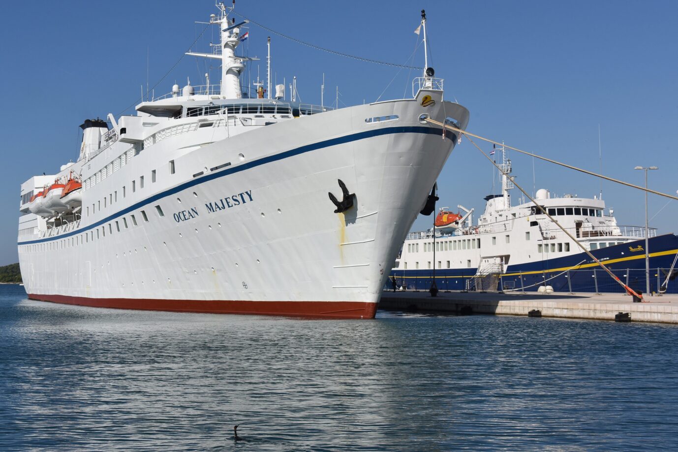 Das Kreuzfahrtschiff MS „Ocean Majesty“ soll ein Flüchtlingsheim werden Foto: picture alliance / PIXSELL | Dusko Marusic