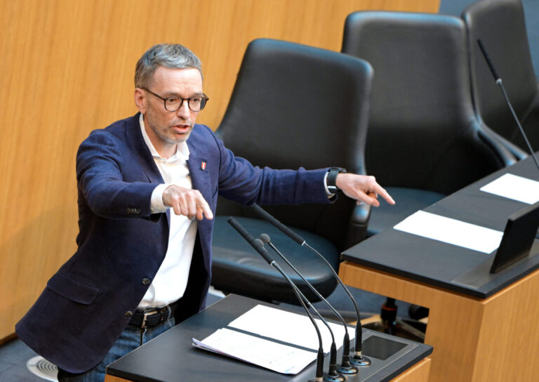 FPÖ-Chef Herbert Kickl im Rahmen einer Sitzung des Nationalrates im Parlament in Wien am Mittwoch, 5. Juli 2023. Er verurteilt das geplante Klimageld an Asylbewerber. (Themenbild/Symbolbild)