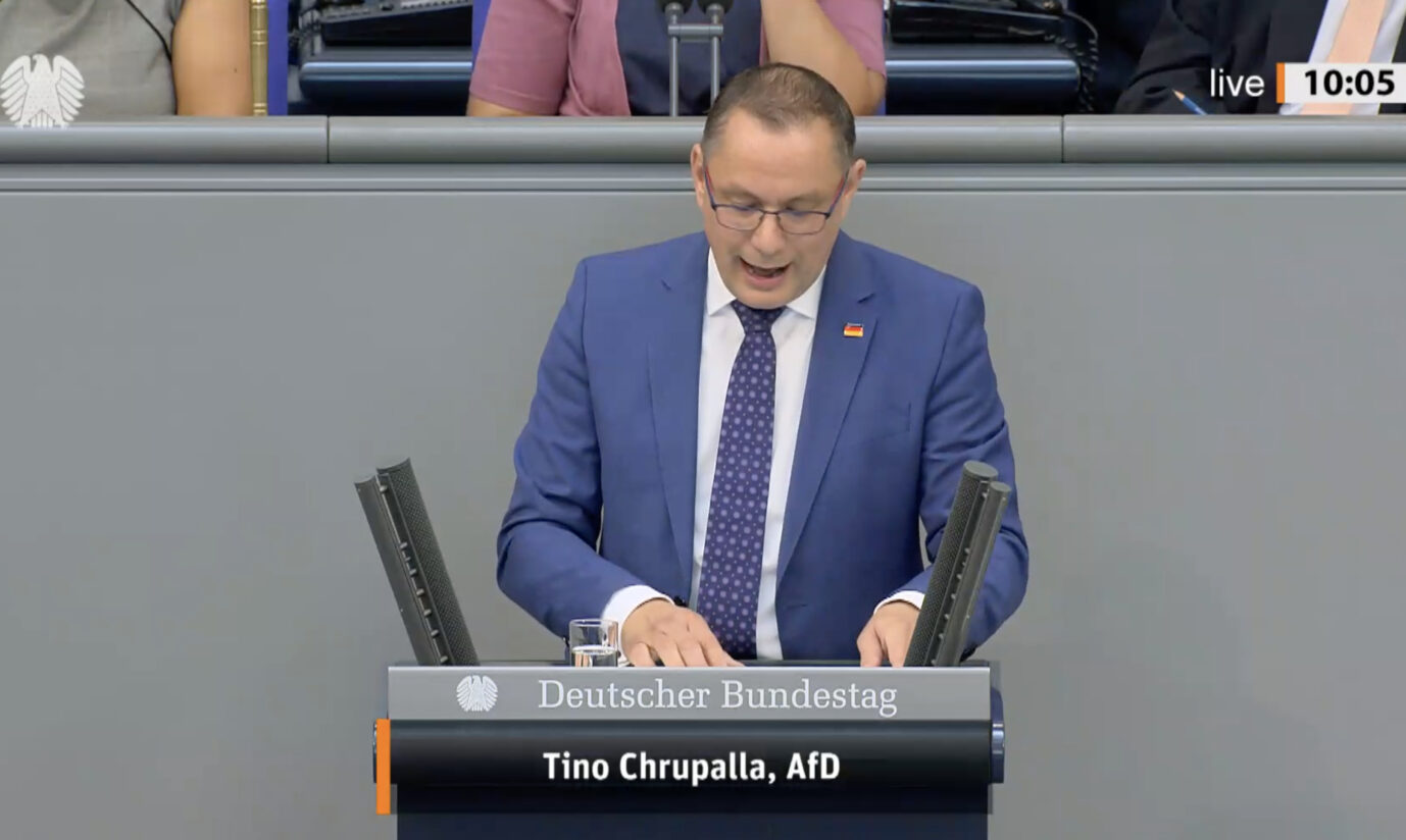 AfD-Bundessprecher Tino Chrupalla kritisiert die Regierung