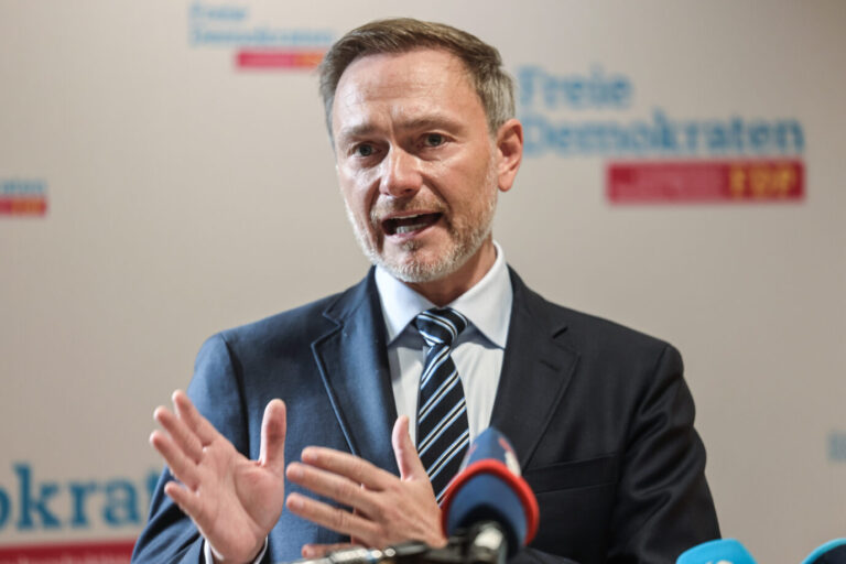 Bundesfinanzminister Christian Lindner (FDP): Antisemiten sollen keinen deutschen Paß erhalten.
