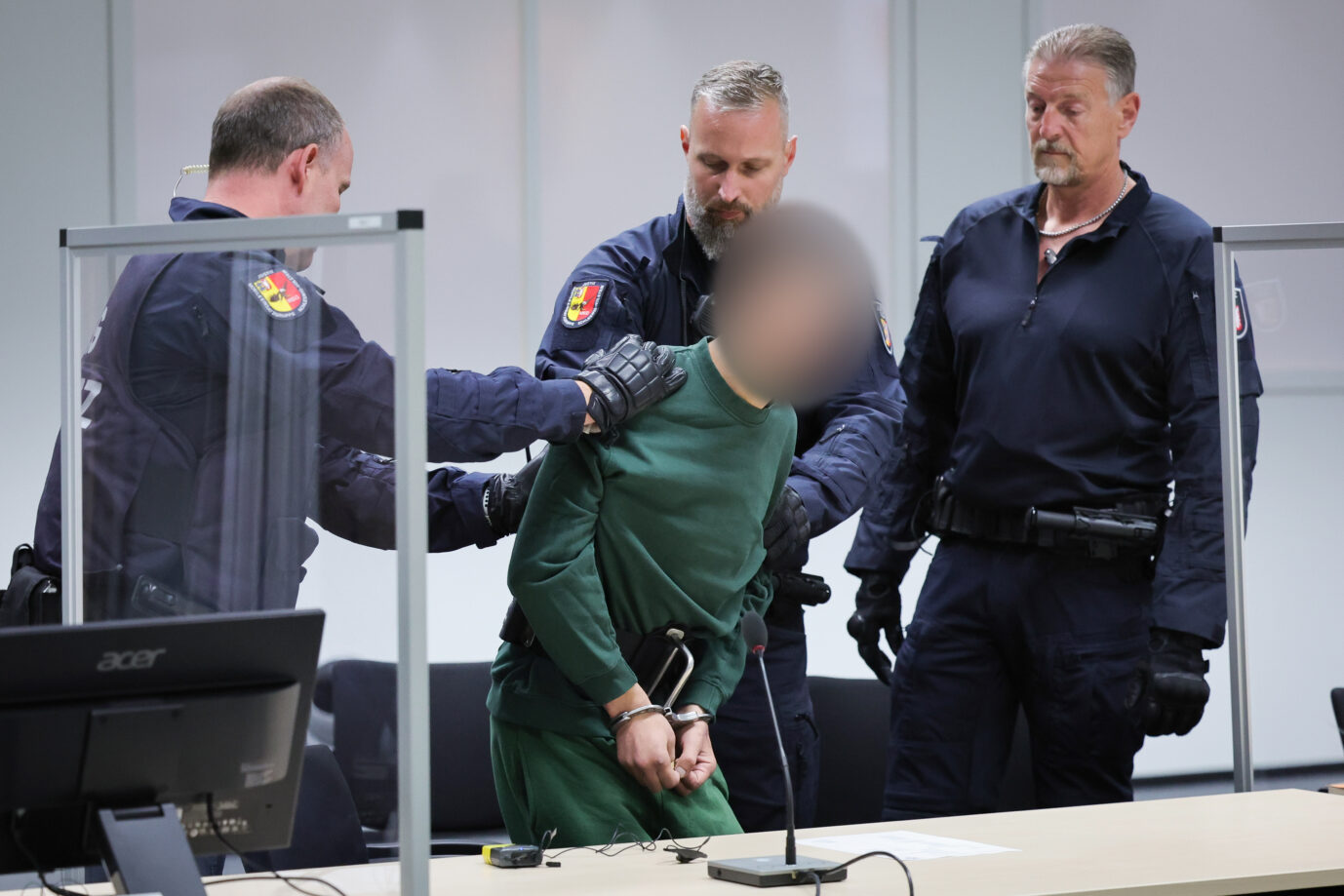 Migrantengewalt: Der Asylbewerber Ibrahim A. bei seinem Prozeß im Sommer. Er hatte Anfang des Jahres in einem Regionalzug bei Brokstedt zwei junge Deutsche ermordet.