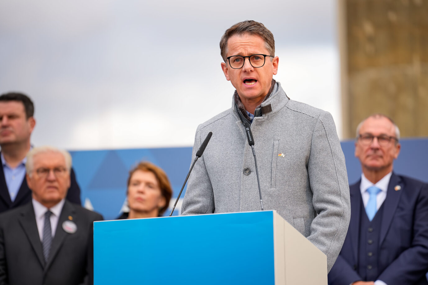 CDU-Generalsekretär Carsten Linnemann bei einer Kundgebung gegen Antisemitismus: Er kritisiert die geplante Einbürgerungsreform.