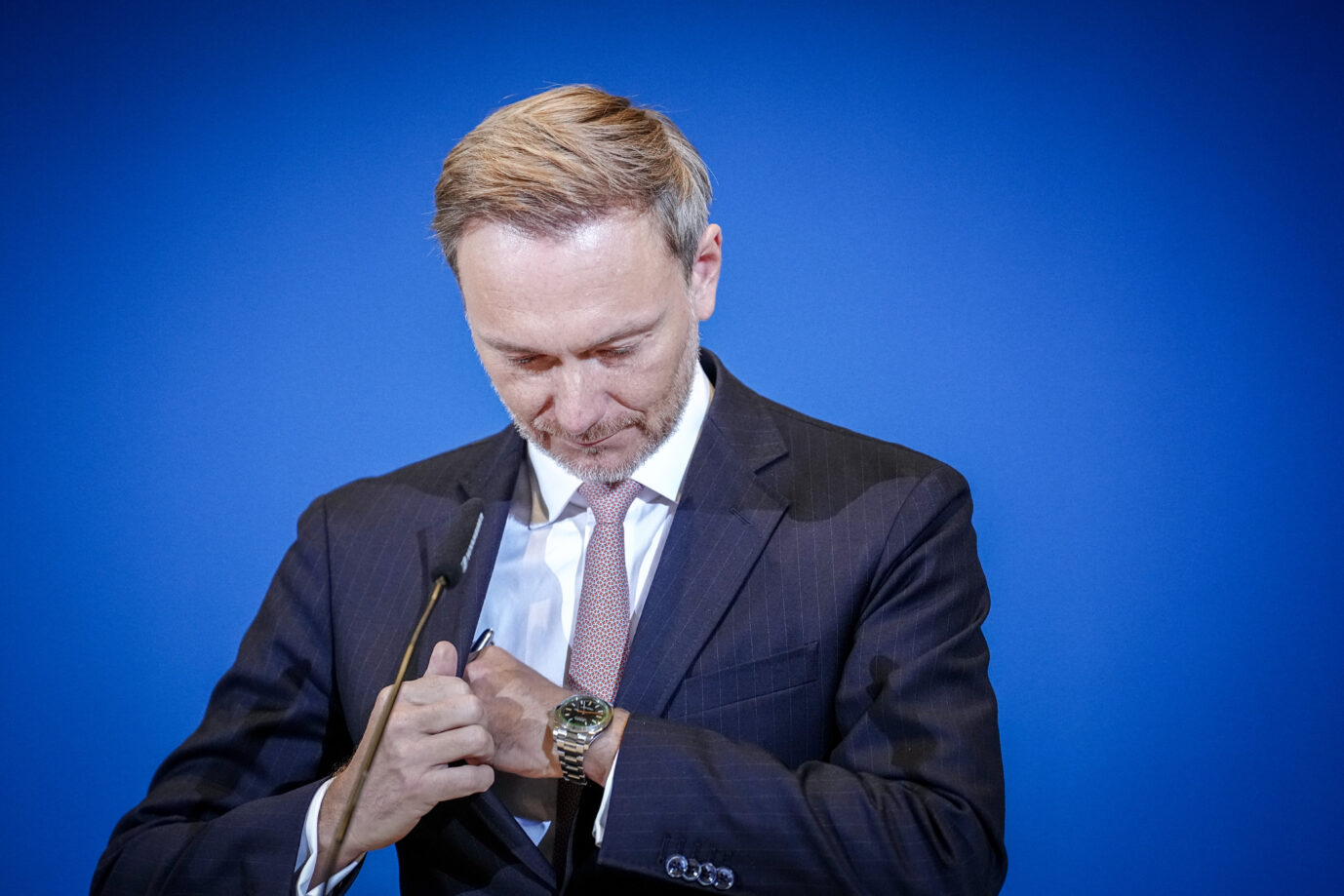 Atomkraft-Mitgliederentscheid: FDP-Chef Christian Lindner muß nun schon zwei Initiativen der Basis gegen seine Regierungspolitik fürchten.