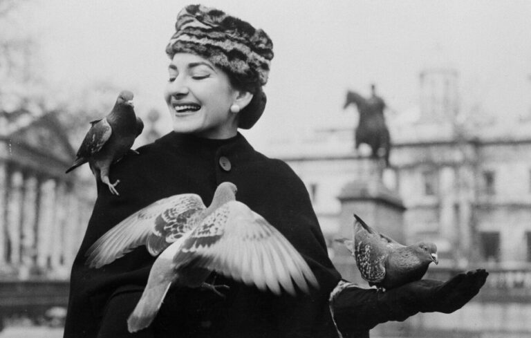 Maria Callas am Royal Opera House in London – ihr Erfolg ist eine Leidensgeschichte Foto: picture alliance / ASSOCIATED PRESS | Uncredited