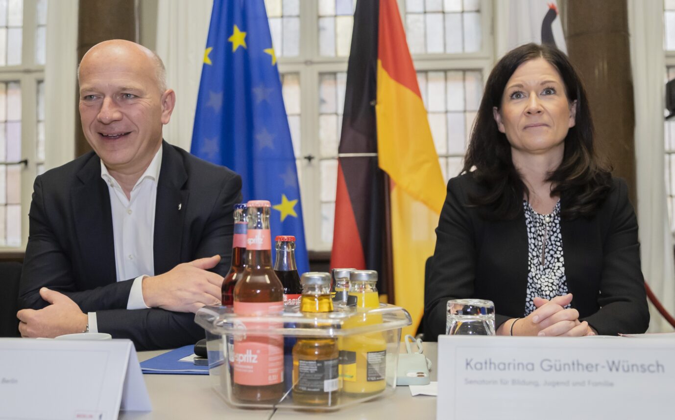 Rücktritt? Berlins Regierender Bürgermeister Kai Wegner und Schulsenatorin Katharina Günther-Wünsch bei einer Sitzung vor Bekanntwerden der Affäre.