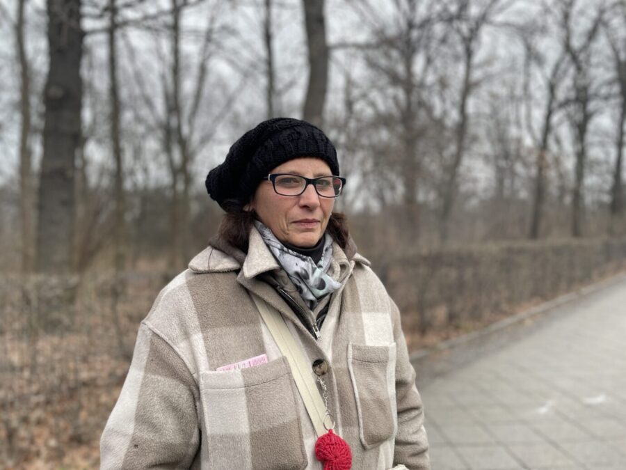 Die Verwaltungsfachangestellte Manuela Lorenz ließ sich für die Demonstration freistellen: Die Berlinerin demonstriert für die Zukunft ihrer Kinder Foto: JF | Martina Meckelein