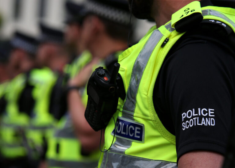 Polizisten in Schottland: Was sind eigentlich Haßverbrechen?