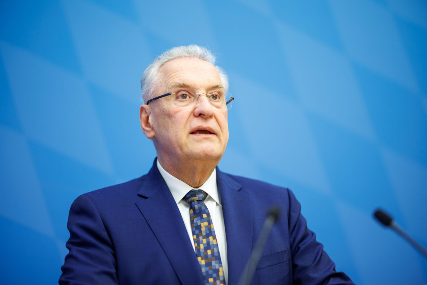 Bayerns Innenminister Joachim Herrmann (CSU) bei der Vorstellung der Kriminalstatistik: Ausländer als Kriminalitätstreiber.
