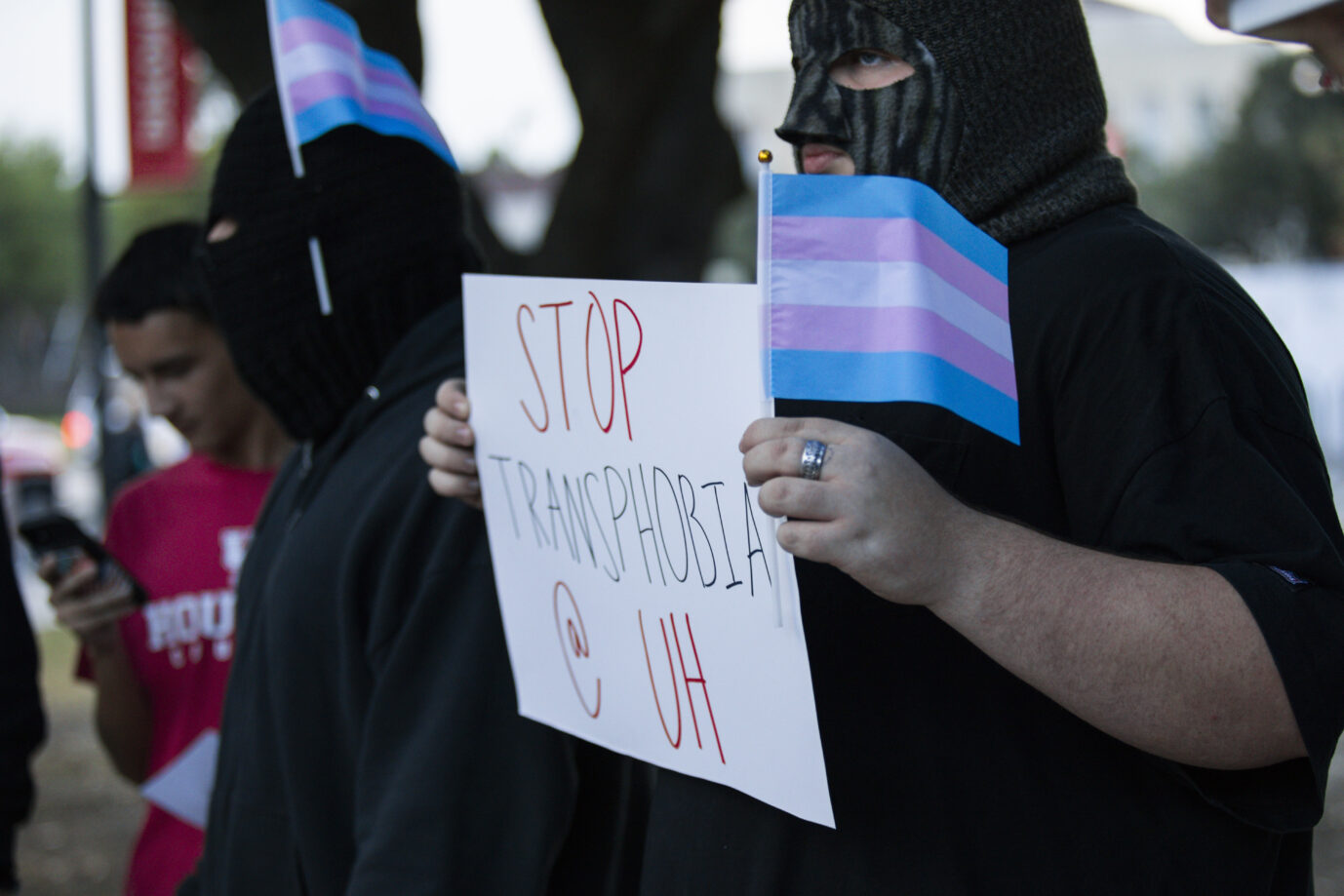 Pro-Trans-Demonstrant an der University of Houston: Auch im deutschen Wissenschaftsbetrieb werden die Rufe der Trans-Vorkämpfer lauter.