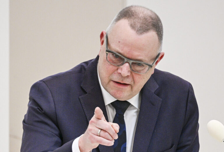 Brandenburgs Innenminister Michael Stübgen (CDU) füttert die Rechte-Gewalt-Statistik