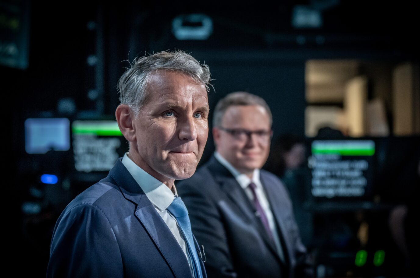 Björn Höcke von der AfD und Mario Voigt von der CDU sind auf dem Bild zu sehen.