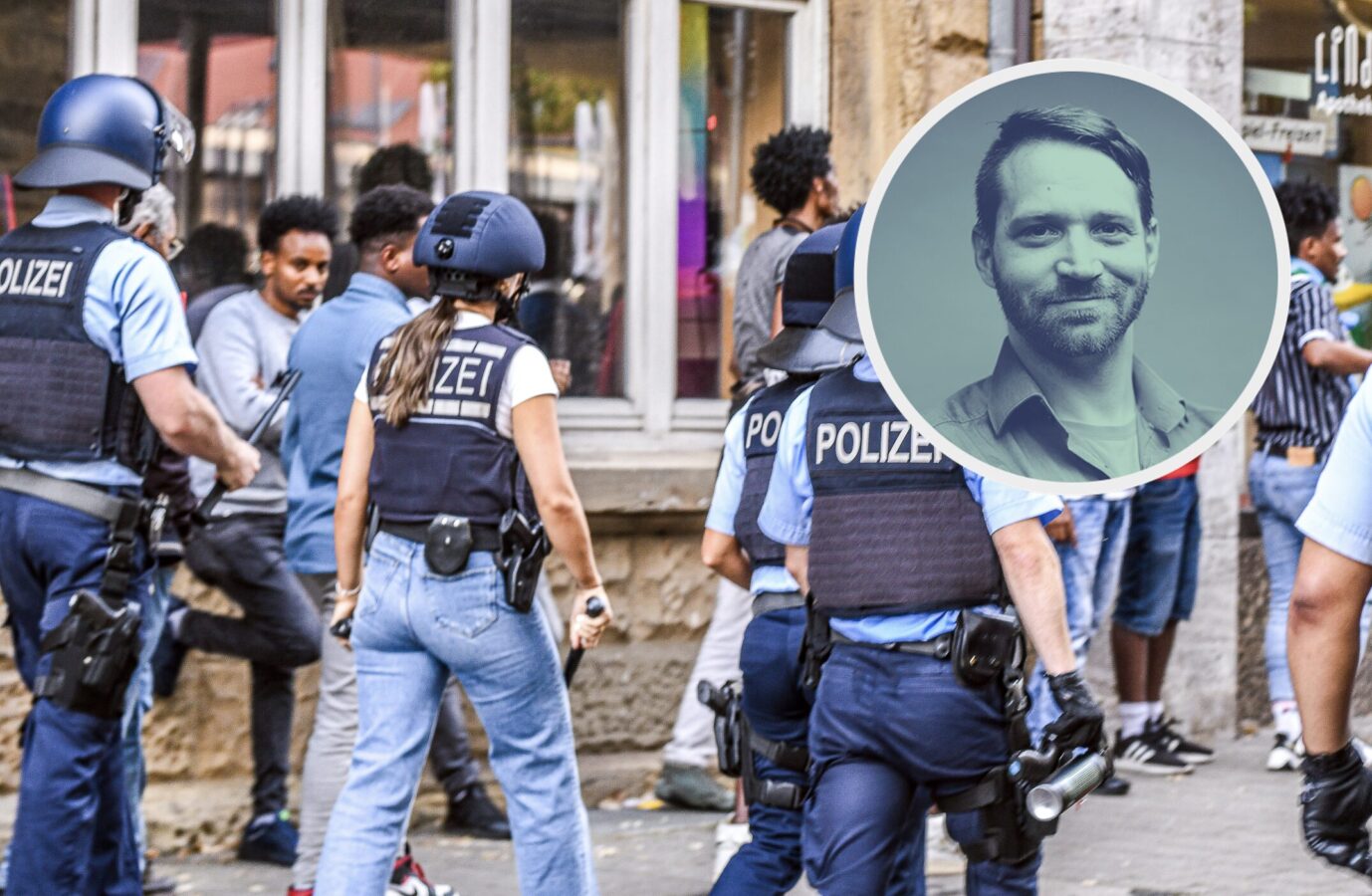 Polizisten in Deutschland versuchen, kriminelle Eritreer in Schach zu halten, die Kriminalität verbreiten in Deutschland