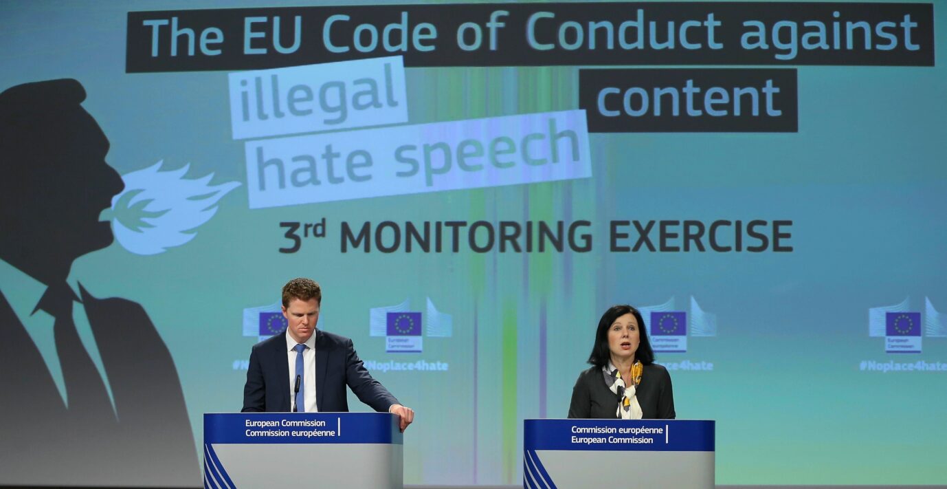 Auf dem Foto befindet sich die EU-Justizkommissarin Věra Jourová, die für die Maßnahmen gegen die sogenannte Haßkriminalität zuständig ist. (Themenbild)