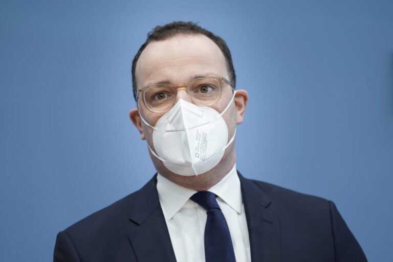 Der damalige Gesundheitsminister Jens Spahn (CDU) hat mit seinen Masken-Deals einen Milliardenschaden für den Steuerzahler zu verantworten.