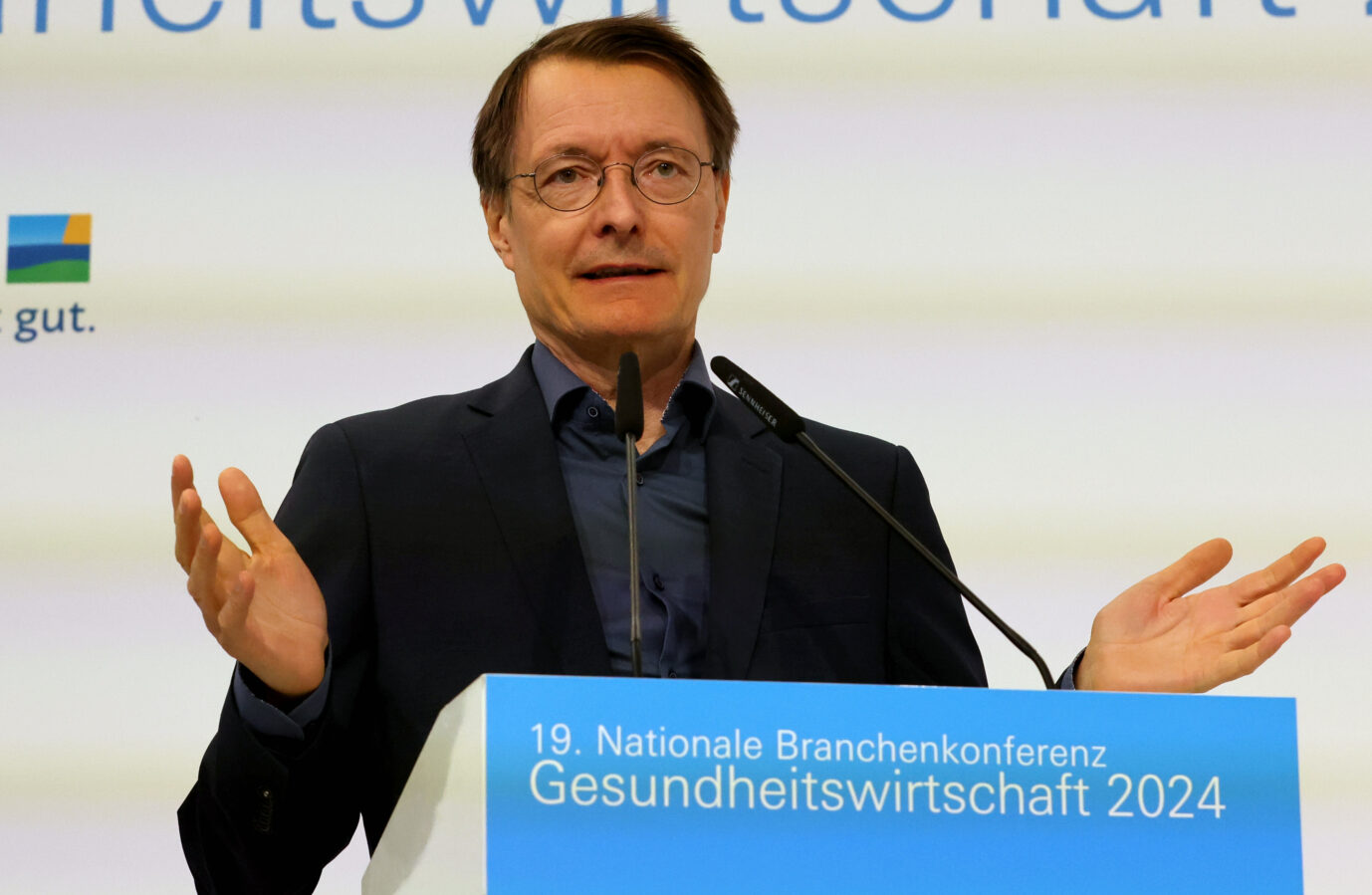 Gesundheitsminister Karl Lauterbach (SPD) will, daß Kommunen Hitzeschutzpläne entwerfen
