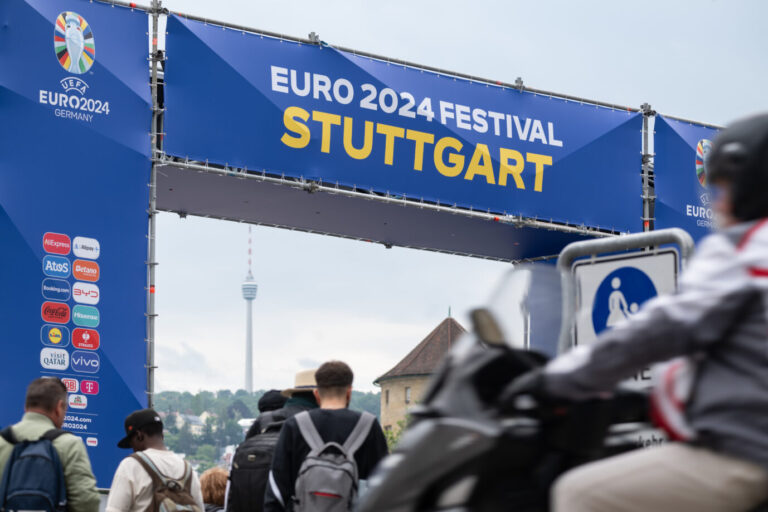 Ein Syrer stach auf der Fanmeile in Stuttgart um sich und verletzte drei Menschen schwer.