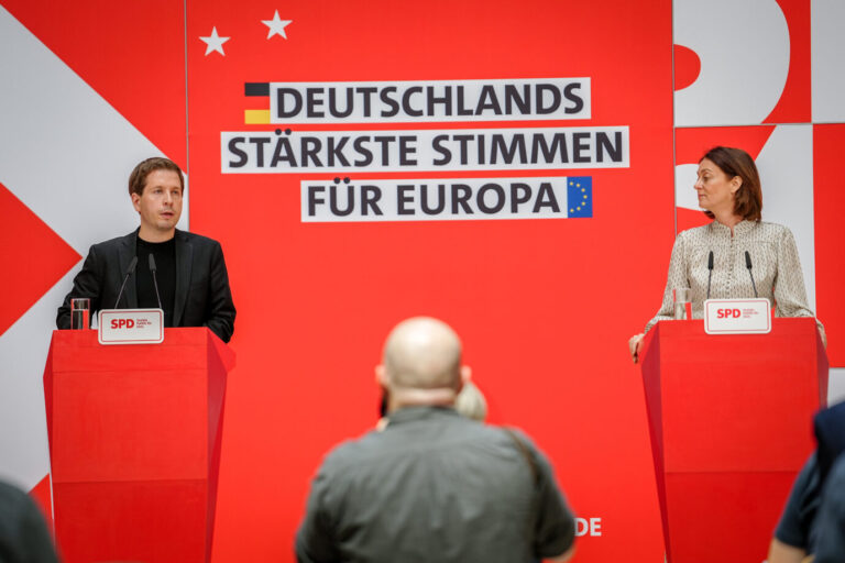 Ratlose Gesichter bei SPD-Generalsekretär Kevin Kühnert und Spitzenkandidatin Katarina Barley nach der Europawahl, bleibt nur noch Populismus.