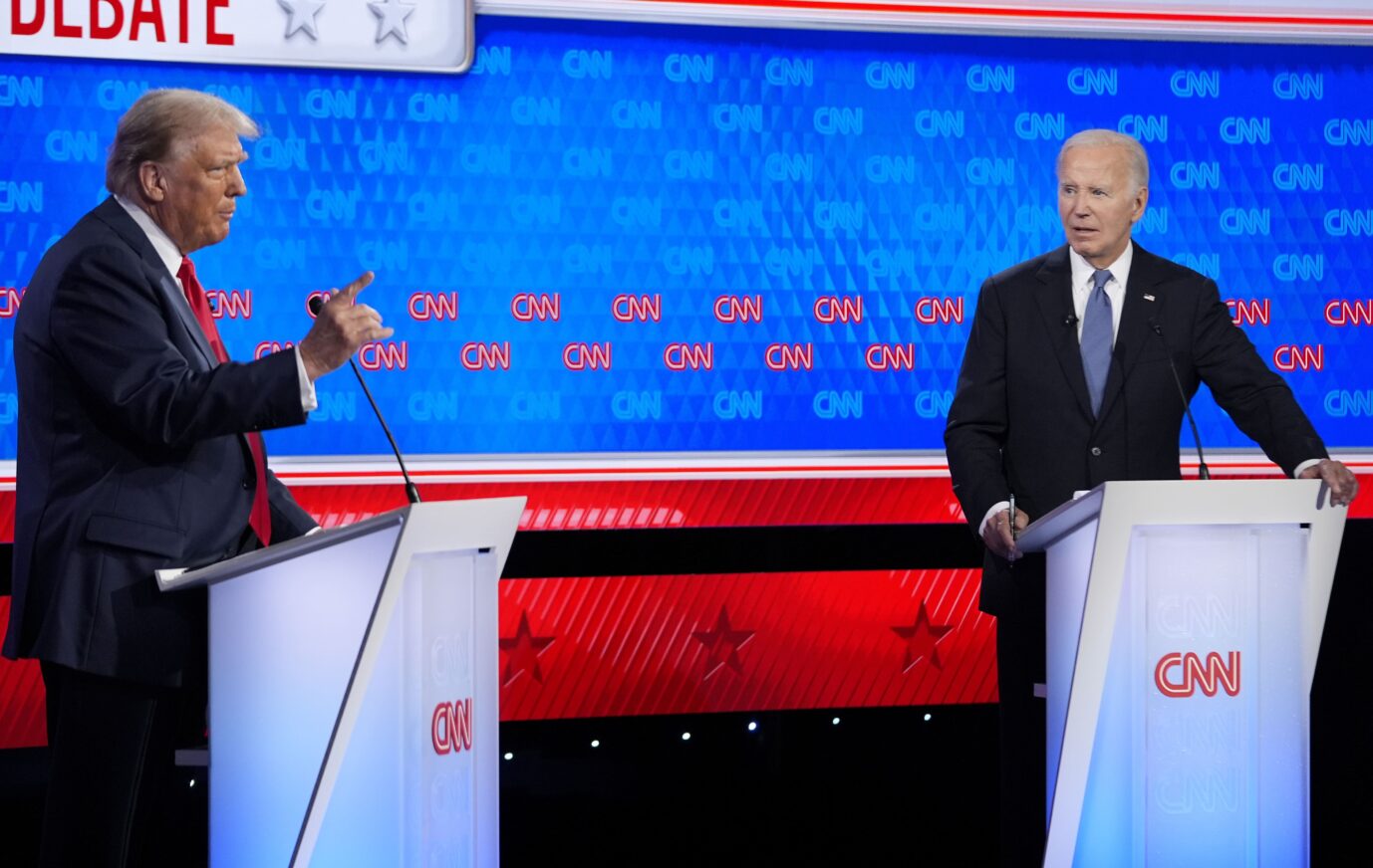 Donald Trump und Joe Biden während des TV-Duells, das der Republikaner haushoch gewann.