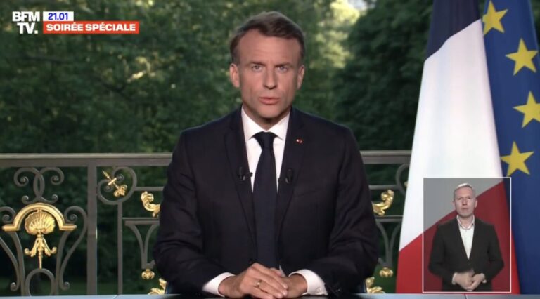 Macron erklärt am 9. Juni 2024 im Fernsehen die Auflösung der Nationalversammlung