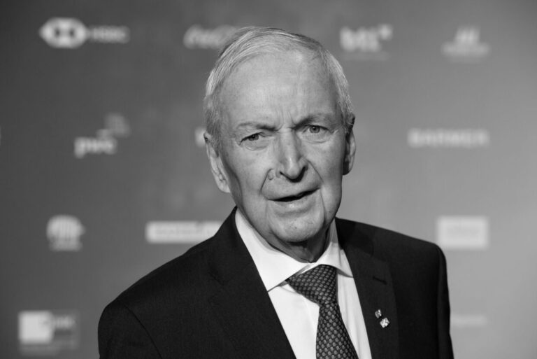 Der ehemalige Bundesumweltminister Klaus Töpfer (CDU) ist tot.