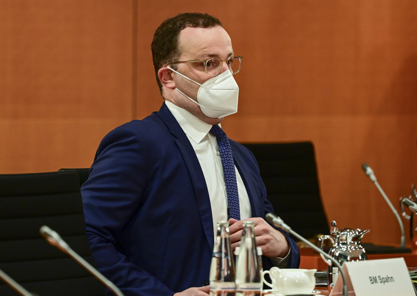 Der damalige Gesundheitsminister Jens Spahn (CDU) steht im Zentrum der Kritik wegen der Masken-Deals in der Corona-Zeit.