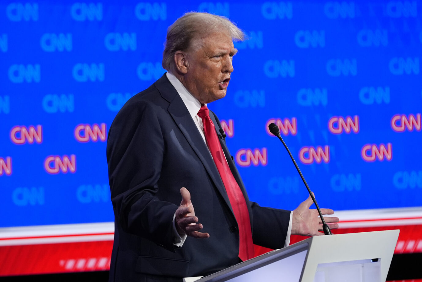 Ex-US-Präsident Donald Trump und CNN werden wohl keine Freunde mehr, nicht zuletzt wegen des Lügenbarometers.