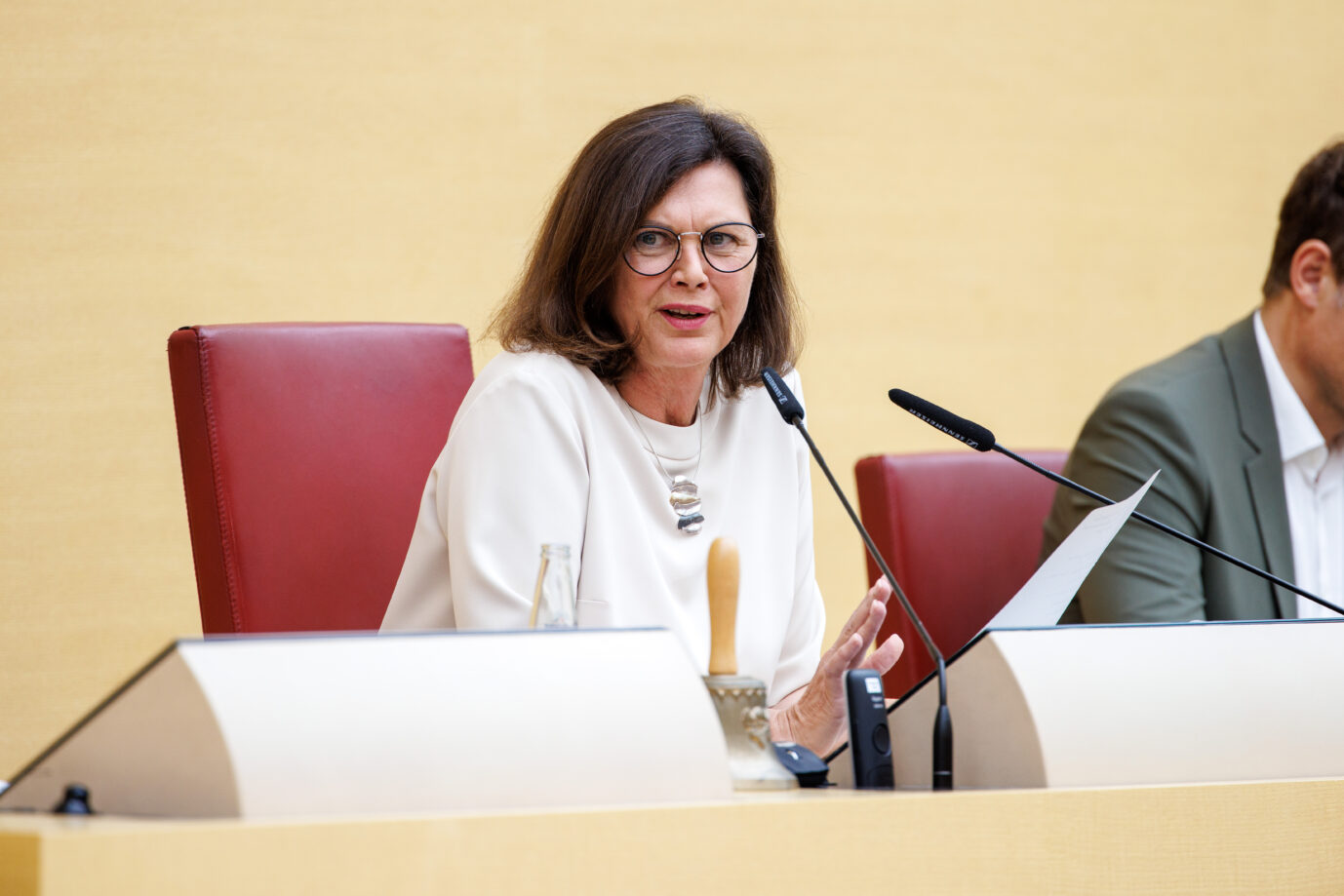 Die Präsidentin des Bayerischen Landtags, Ilse Aigner (CSU), stellte heute das Rechtsgutachten zur „Extremismusklausel“ vor (Archivbild). Das Vorhaben richtet sich gegen die bayerische AfD-Fraktion