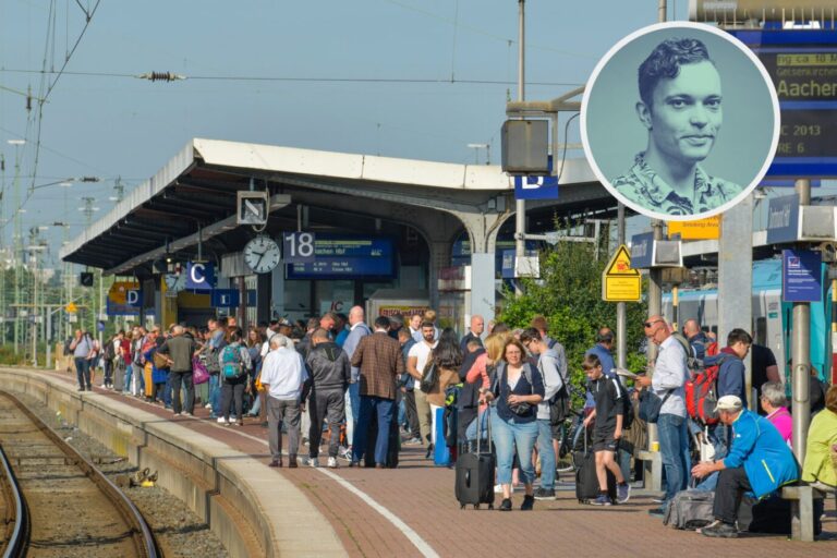 Passagiere am Dortmunder Hauptbahnhof warten auf die Deutsche Bahn