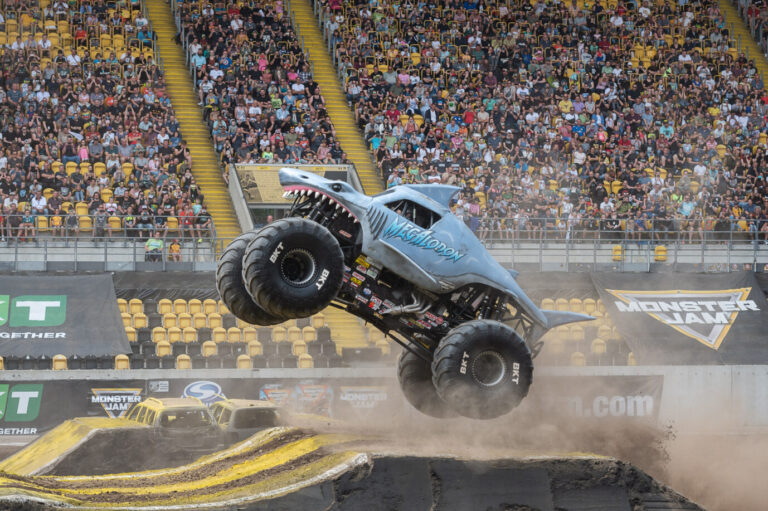 Männer und Rednecks: Ein Monstertruck – Sinnbild für ungezügelte Männlichkeit und Rednecktum