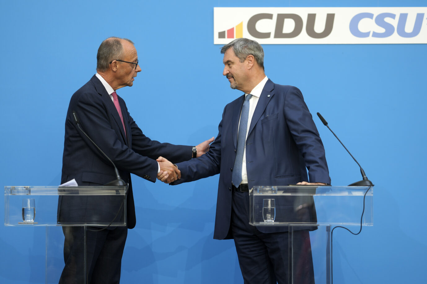 Das Bild zeigt Friedrich Merz und Markus Söder.