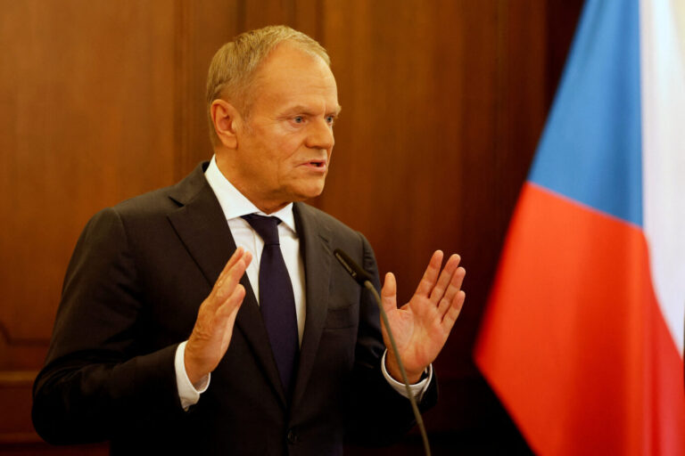 Polens Prime Minister Donald Tusk attends a press conference following the Czech and Polish governments' joint meeting in Prague, Czech Republic, October 9, 2024. REUTERS/David W Cerny