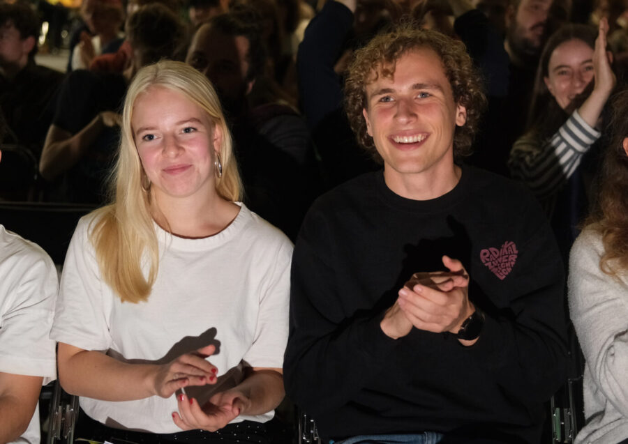 Jette Nietzard, neue Sprecherin der Grünen Jugend, und Jakob Blasel, Bewerber auf den Bundesvorsitz der Grünen Jugend, beim Bundeskongress der Jungen Grünen. Haben sie einen Plan B? Foto: picture alliance/dpa | Sebastian Willnow