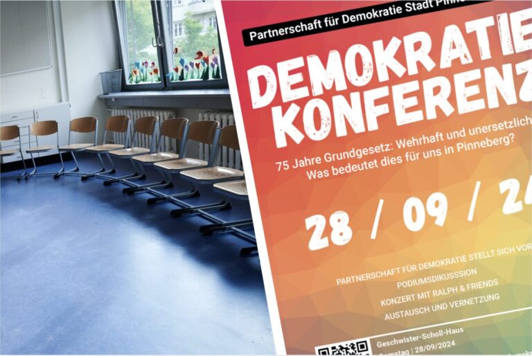 In einem leeren Klassenzimmer stehen Stühle zu einem Stuhlkreis aufgebaut, daneben ist der bunter Flyer einer Veranstaltung von "Pinneberg lebt" bzw. "Demokratie leben" zu sehen