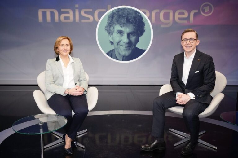 Beatrix von Storch und Philipp Amthor in der ARD-Talkshow 'maischberger' im Studio Berlin Adlershof. Berlin, 10.12.2024