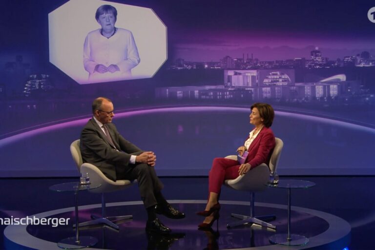 Das Bild zeigt Friedrich Merz zu Gast bei Sandra Maischberger.