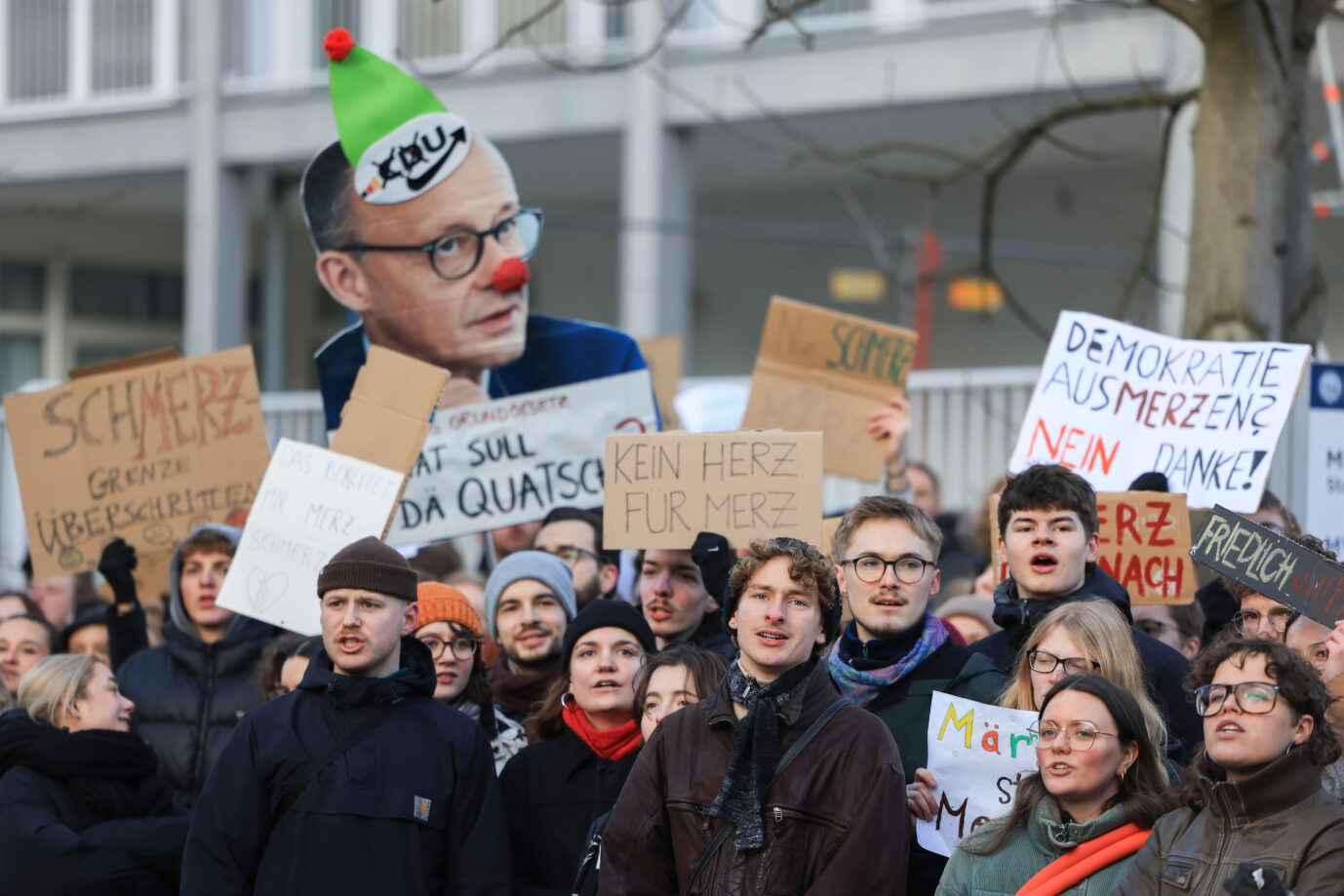 Das Foto soll die Anfrage der CDU zu von der Regierung finanzierten NGOs symbolisieren