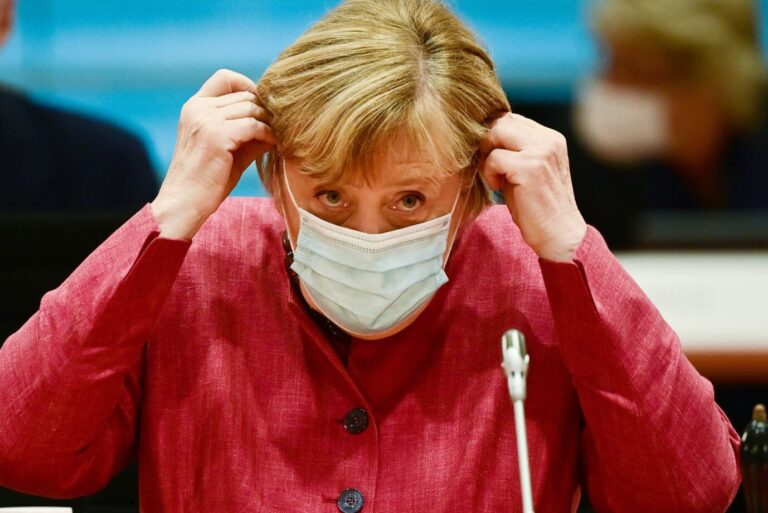 Die damalige Bundeskanzlerin Angela Merkel (CDU) hielt den BND-Bericht zum Ursprung des Corona-Virus unter Verschluß.