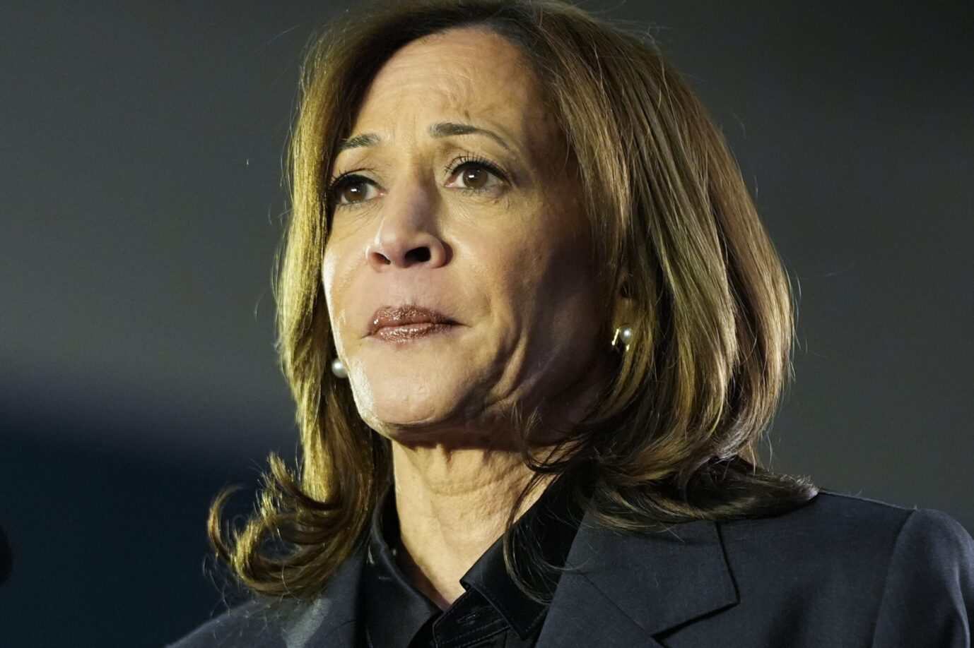 Die gescheiterte US-Präsidentschaftskandidatin Kamala Harris steht mit ihrer Partei, den Demokraten, vor einem Scherbenhaufen.