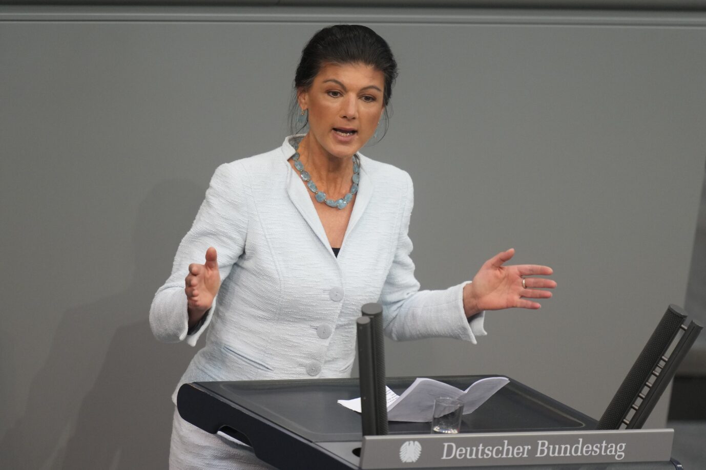 BSW-Chefin Sahra Wagenknecht: „Wie ehrlich ist die Ablehnung der Aufrüstung der Linkspartei, wenn sie diese Chance nicht nutzt?“