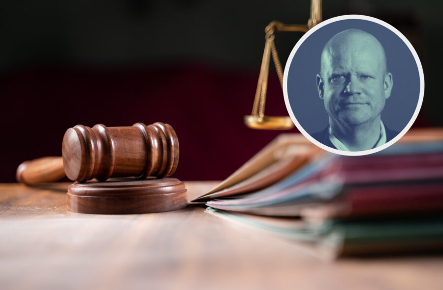 Ulrich Vosgerau erklärt die freiheitlich demokratische Grundordnung und die Rolle des Bundesverfassungsgerichts.