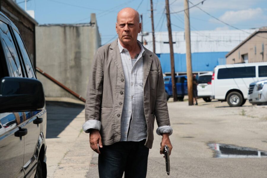 Bruce Willis ein James Bond im Unterhemd