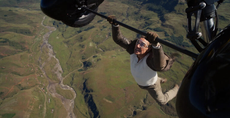 Ethan Hunt (Tom Cruise) gibt auch im achten Teil der "Mission Impossible"-Reihe alles.