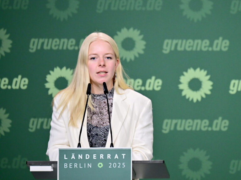 Grüne-Jugend-Chefin Jette Nietzard: „Ich besitze diesen Pulli als Privatperson“